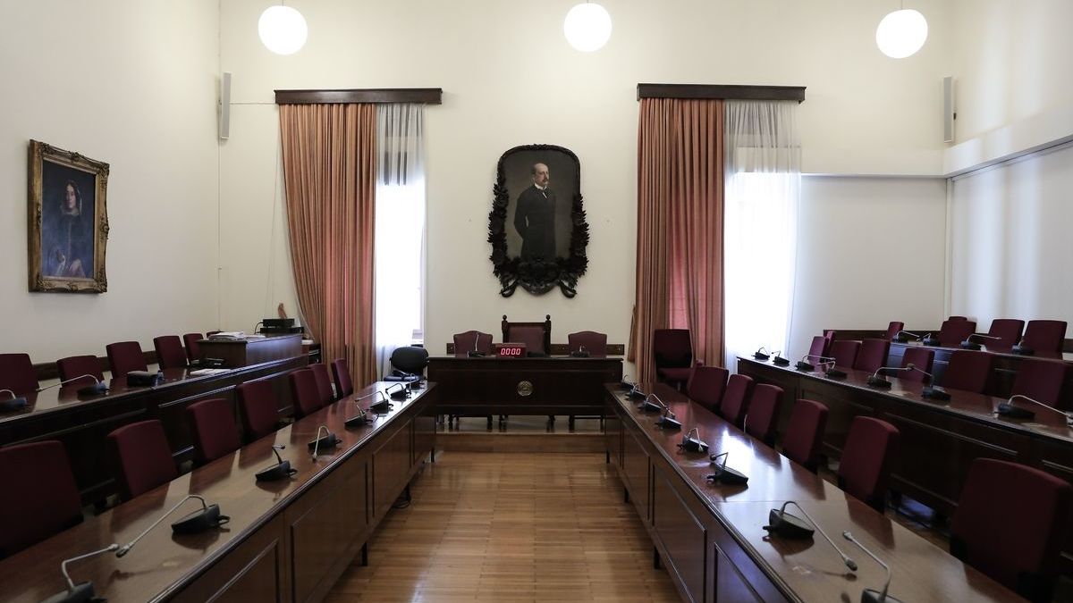 Κόντρα ΝΔ- ΣΥΡΙΖΑ στην Προανακριτική Επιτροπή της Βουλής για το αξιόπιστο των διαρροών | ΑΘΗΝΑ 9,84
